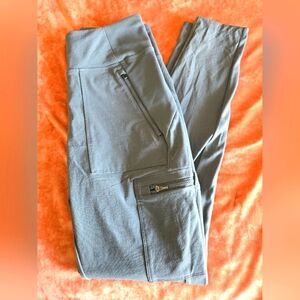 Athleta - Headlands Hybrid Cargo Pants